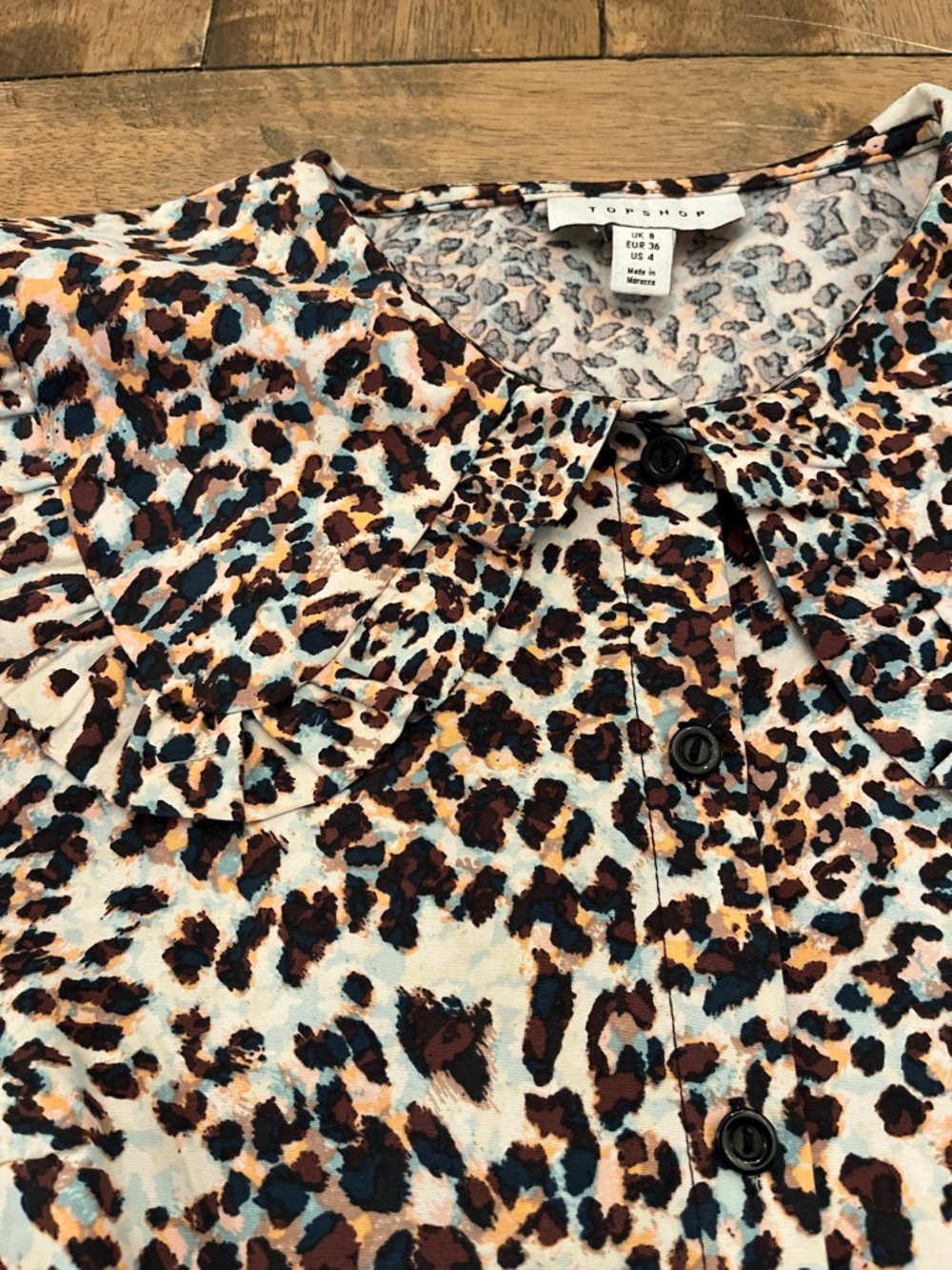 Topshop Leopard Peter Pan Collar Ruffle Blouse size 4 - Picture 7 of 15